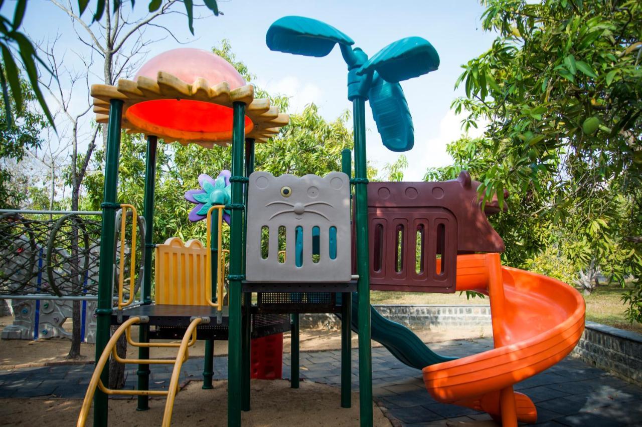 Esthell Village Resort Mamallapuram Exterior foto